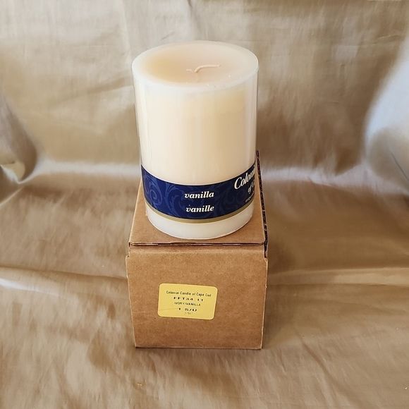 Vanilla Candle colonial candle of cape cod - Picture 3 of 7